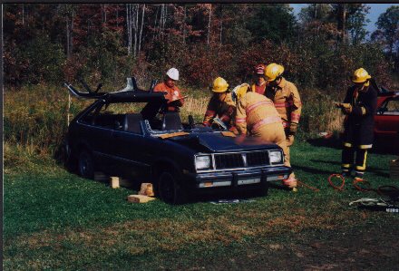 CB FD Extrication.jpg (47797 bytes)